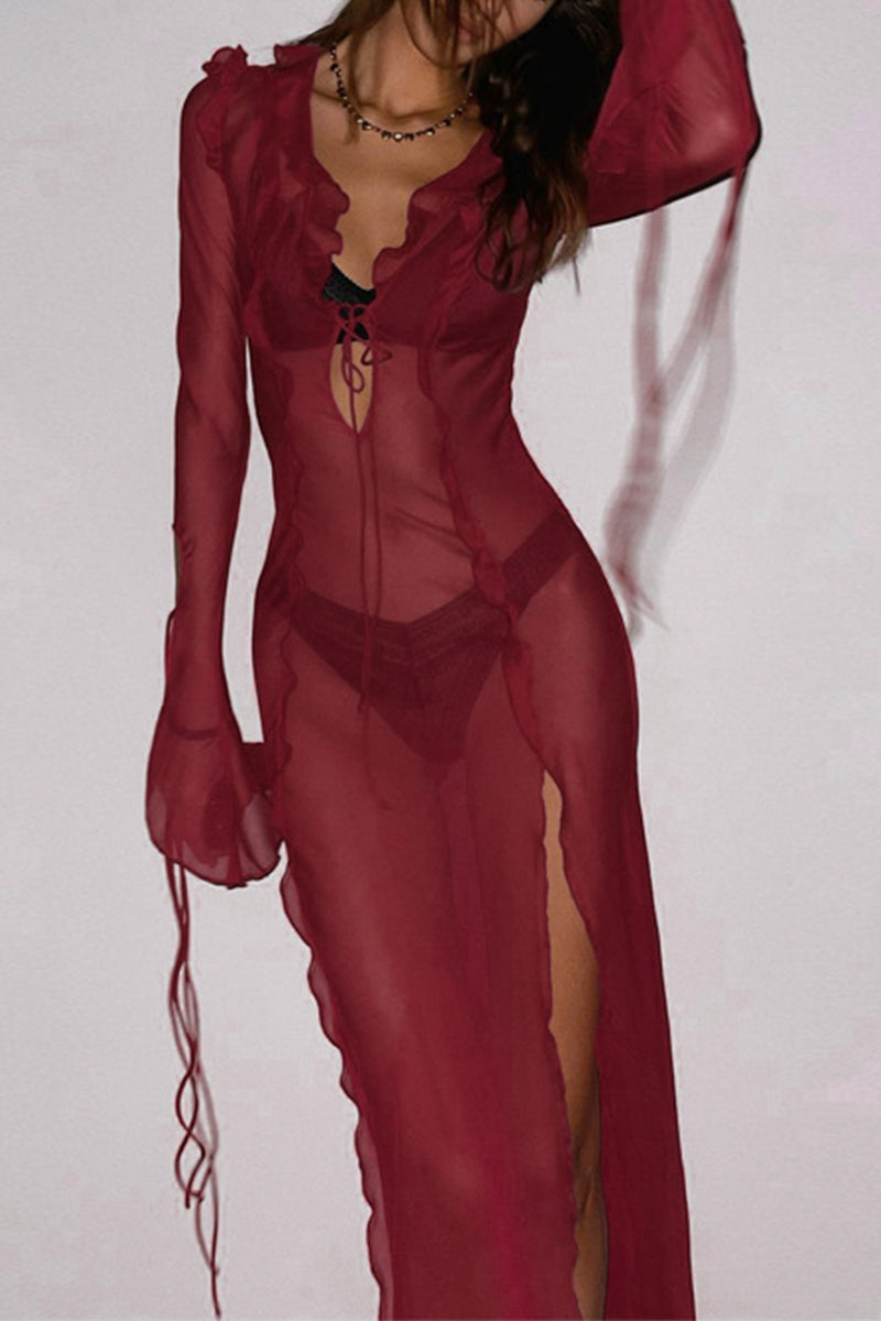 CM | Vestido largo con velo y volantes