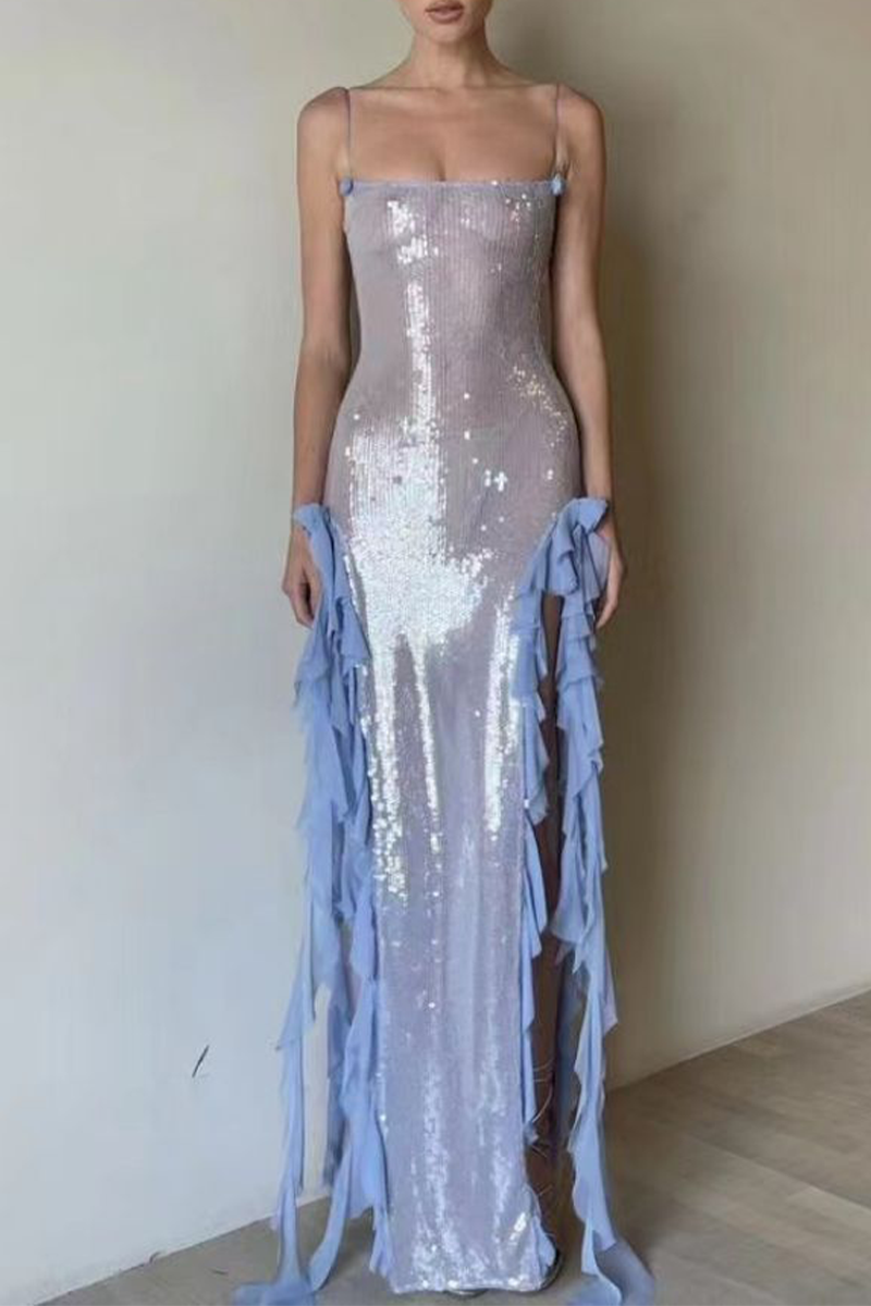 CM | Vestido largo sin tirantes con lentejuelas y plumas