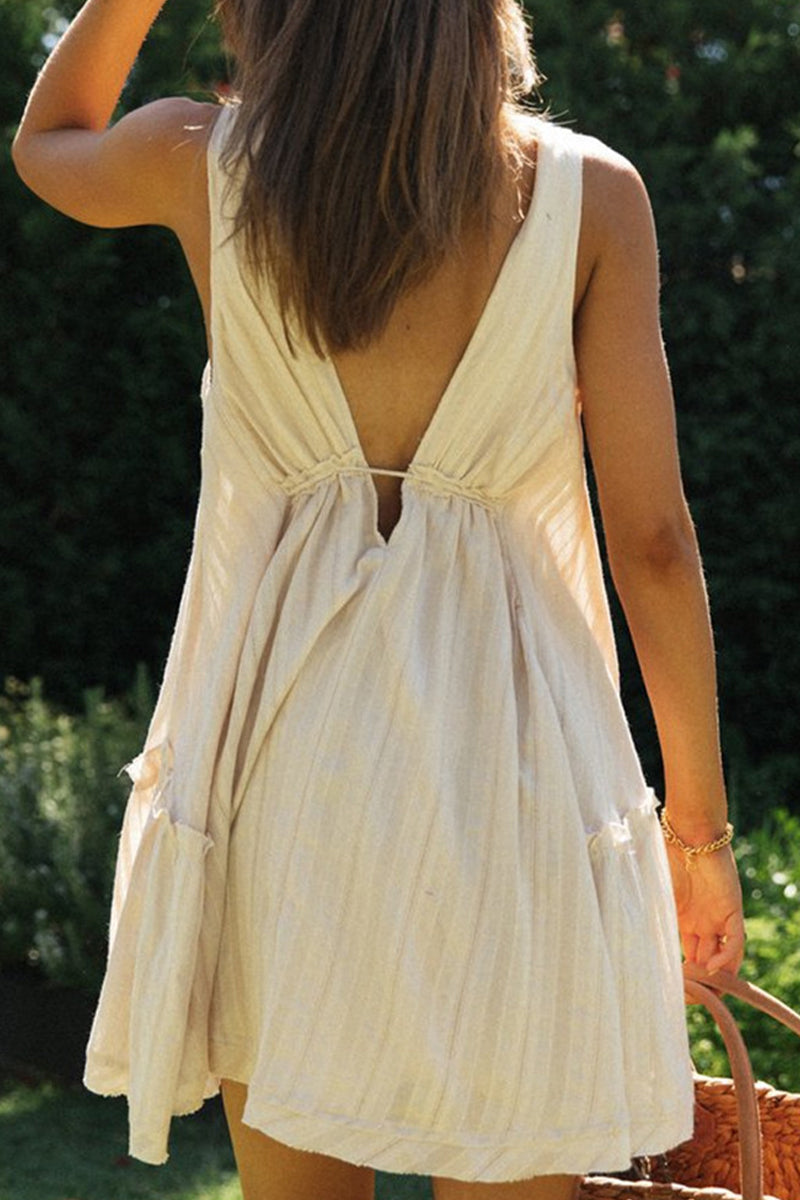 CM | Mini vestido halter fluido