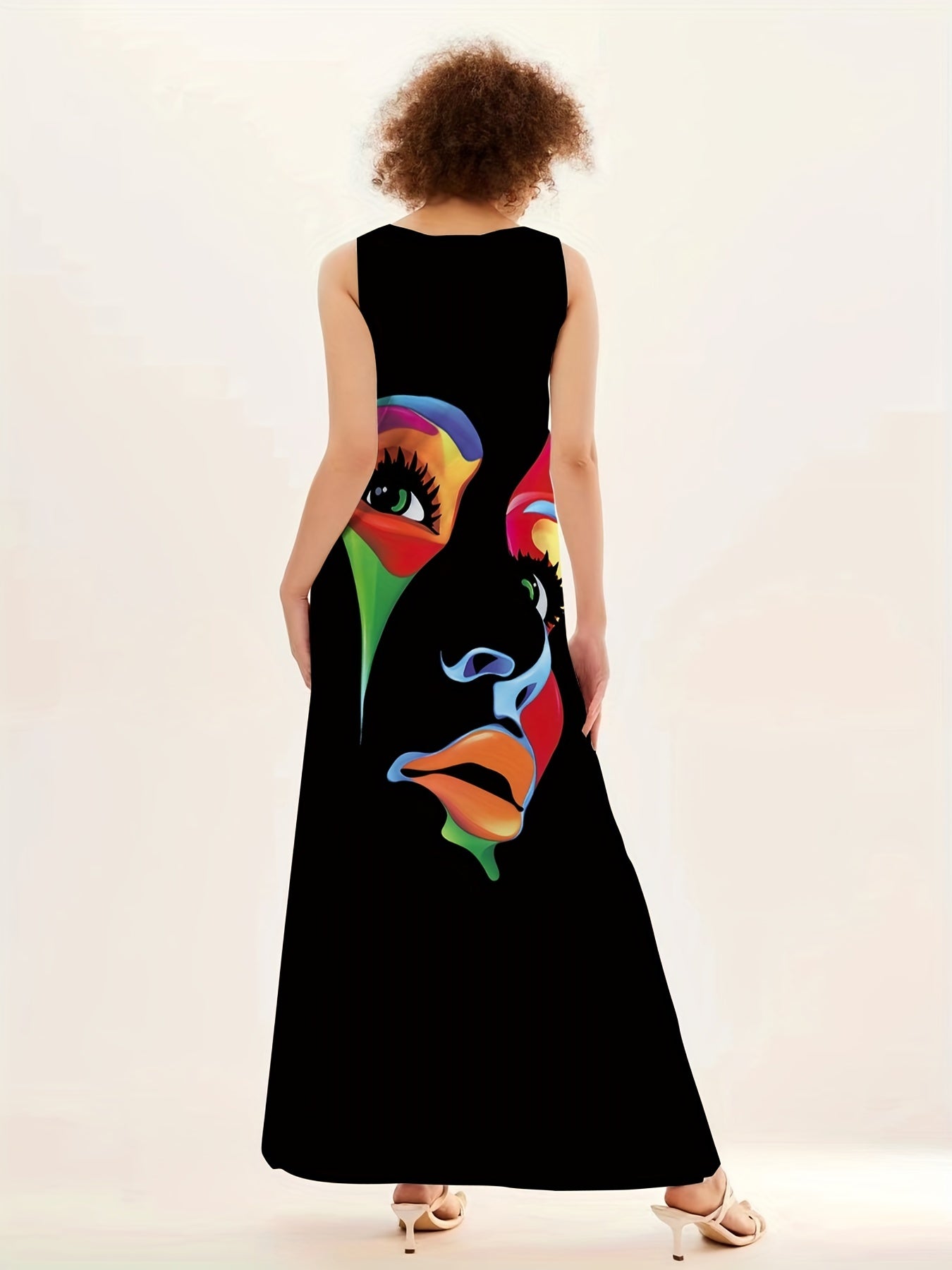 CM | Maxi Vestido Estampado Máscara Chic