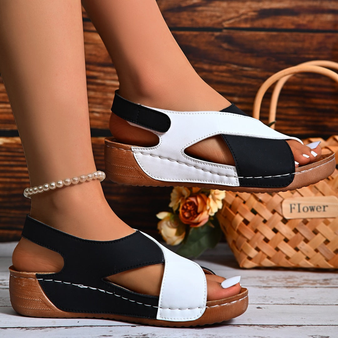 CM | Sandalias de cuña casuales con tiras cruzadas