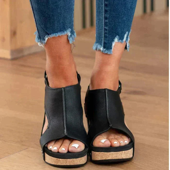 CM | Elegantes sandalias de cuña de verano