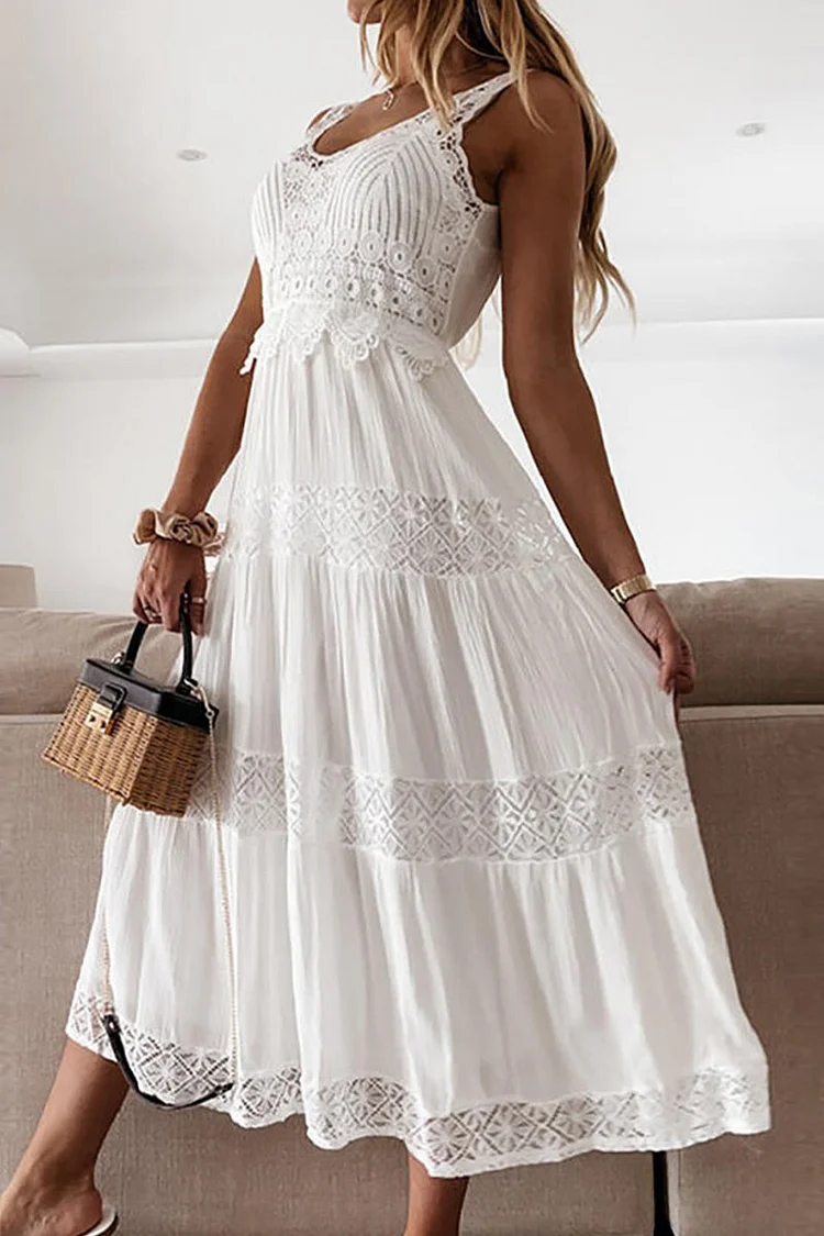 CM | Elegantes vestidos monocromáticos con encaje y escote en V