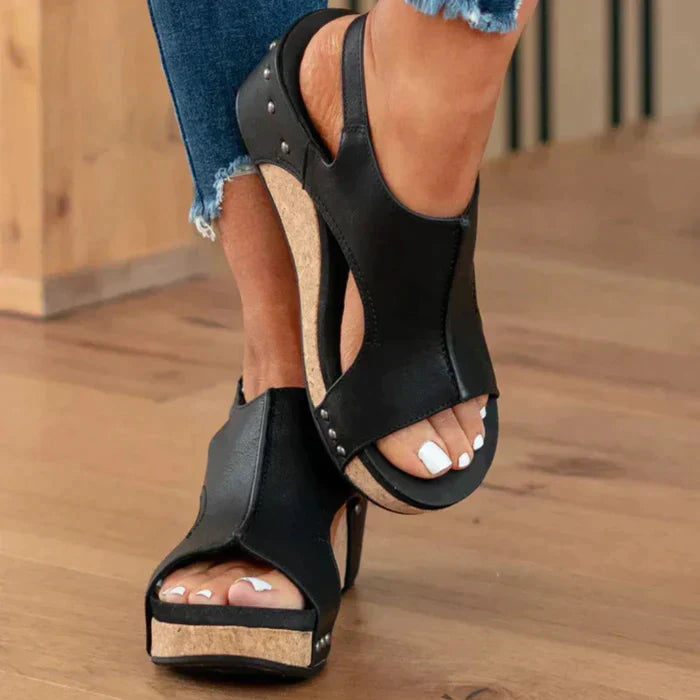 CM | Elegantes sandalias de cuña de verano