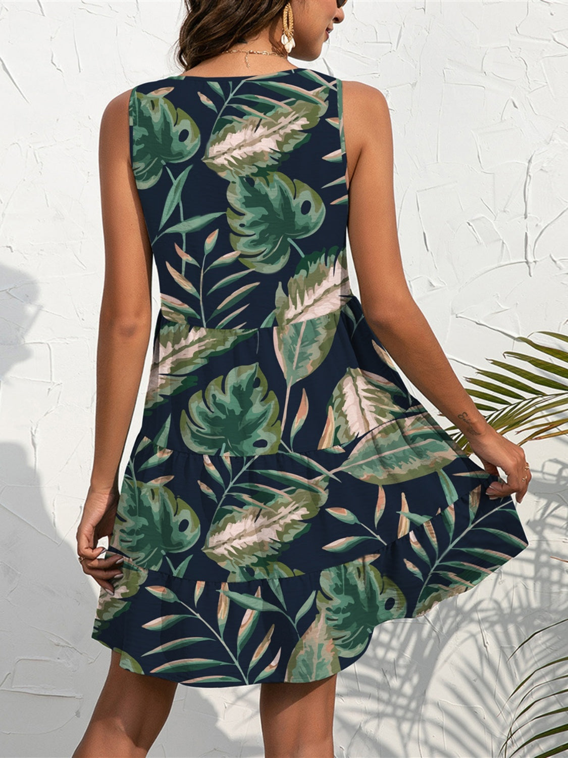 CM | FAM-FAM Mini vestido estampado sin mangas y escote en V