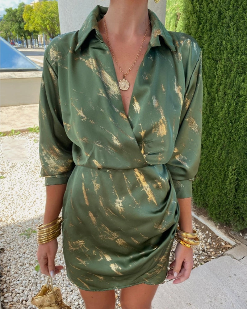 CM | Elegante vestido corto con solapa