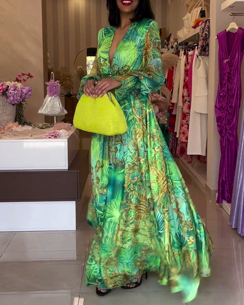 CM | Elegante vestido largo con estampado y cintura imperio