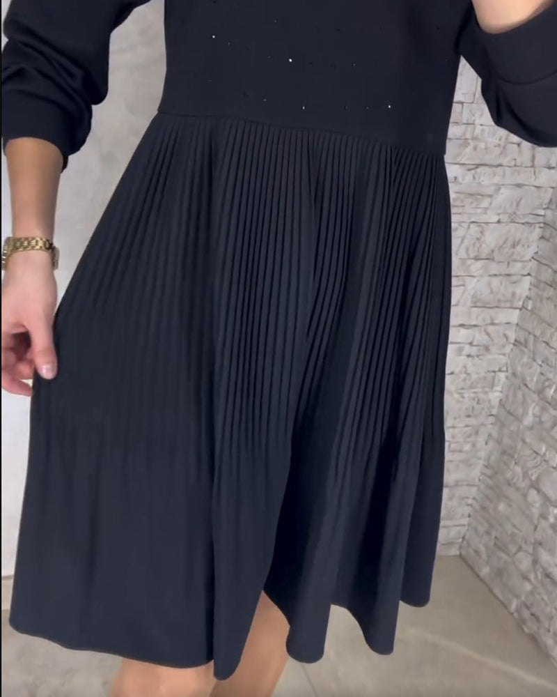 CM | Vestido unicolor con tacones altos