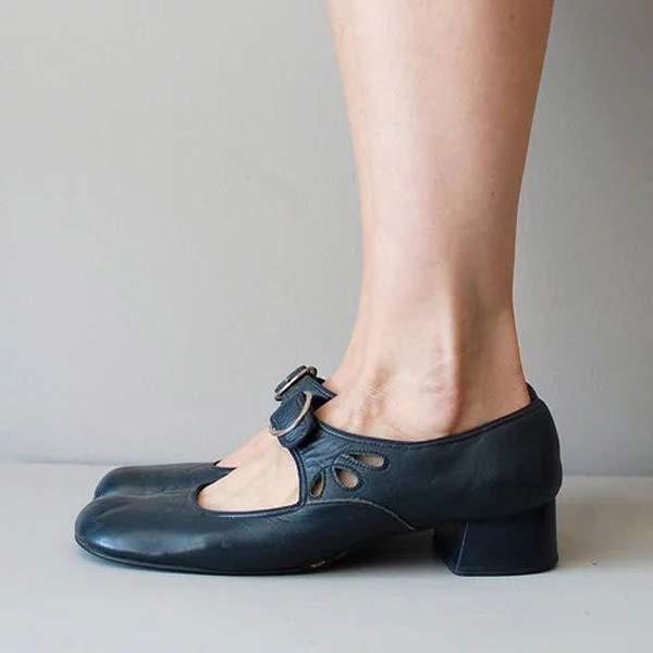 CM | SANDALIAS DE CUÑA DE PIEL CON HEBILLA