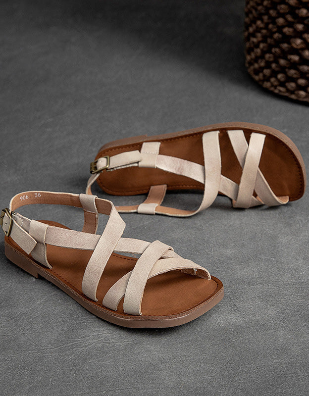 CM | Sandalias ligeras de piel