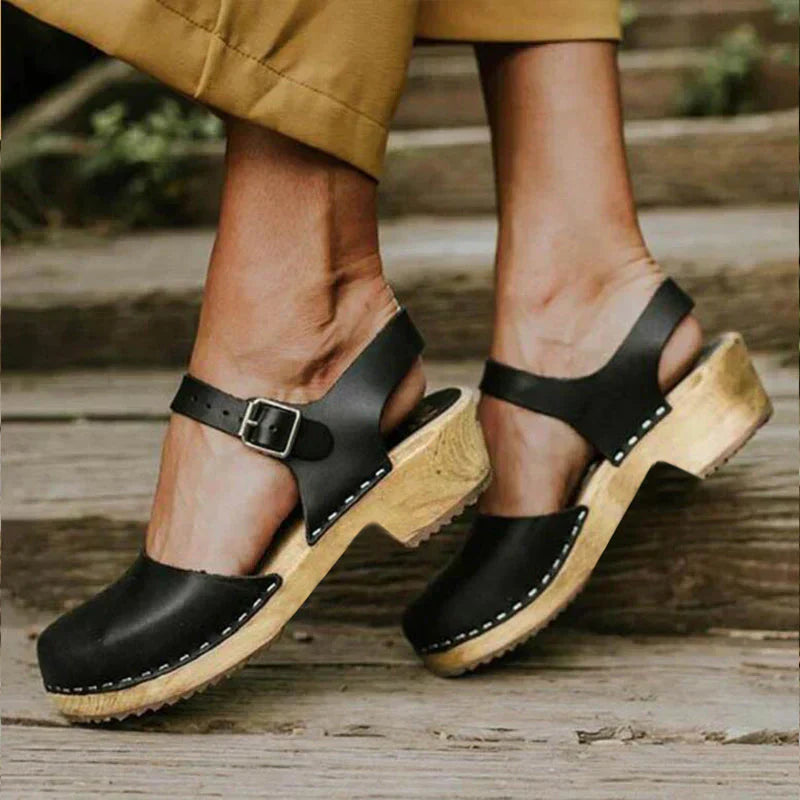 CM | Sandalias generales atemporales y con estilo