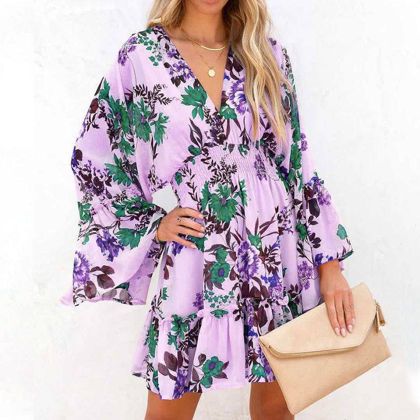 CM | Mini vestido línea A con escote en V y estampado floral AH445