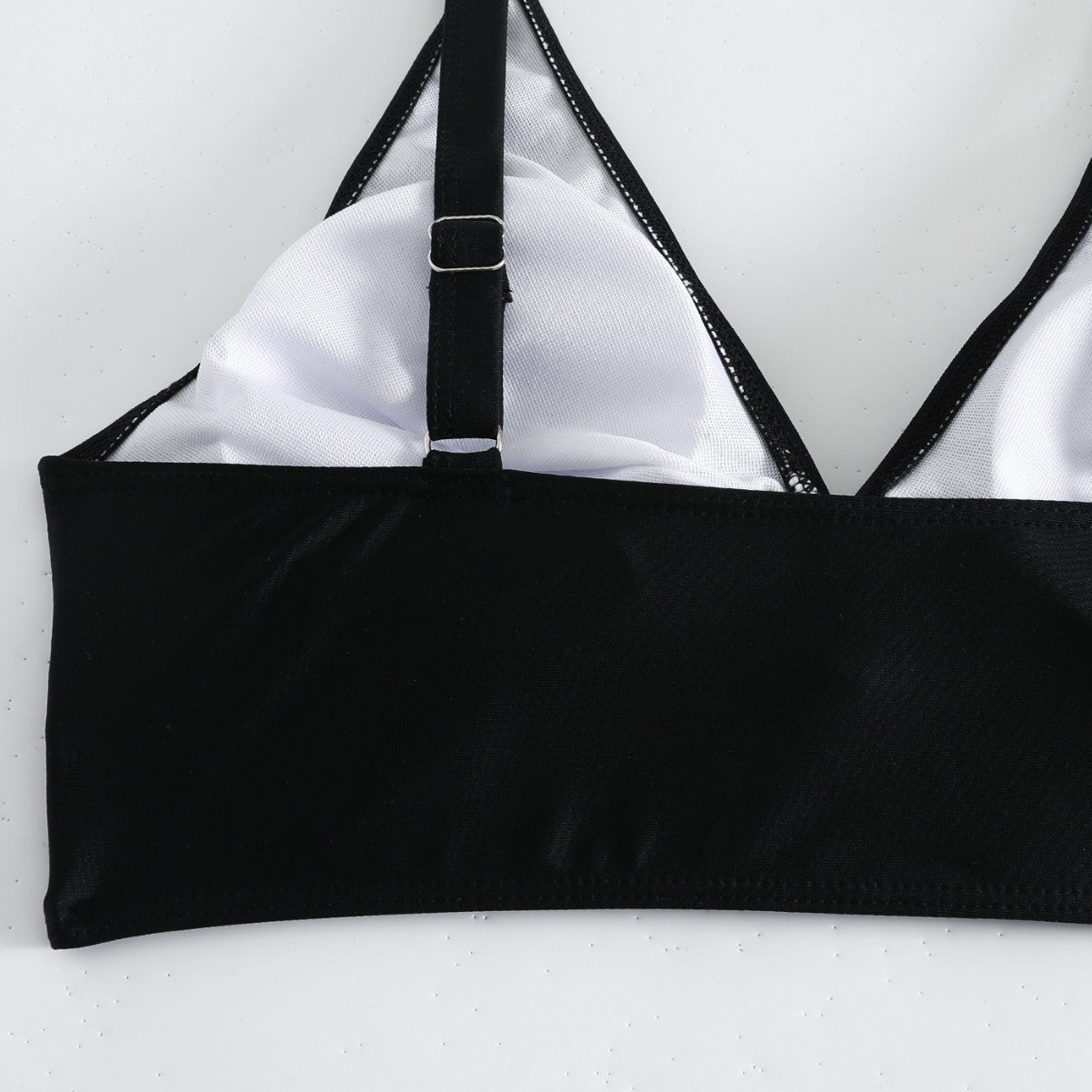 Elegante y con estilo Bikini