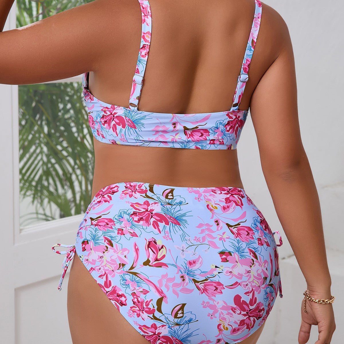 Moderno y minimalista Bikini