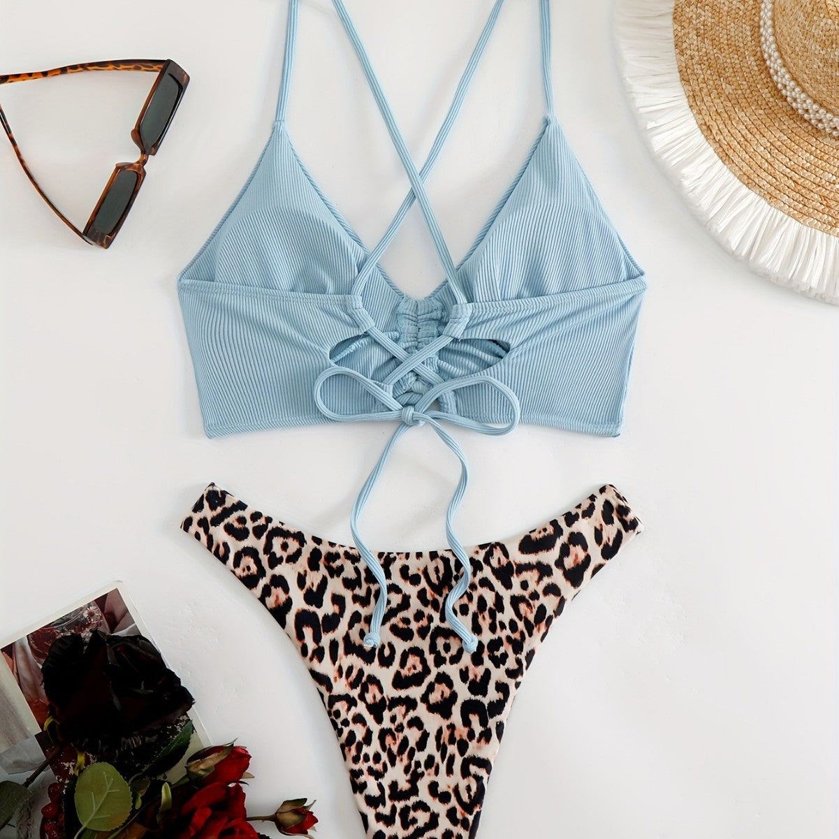 Fresco y femenino Bikini