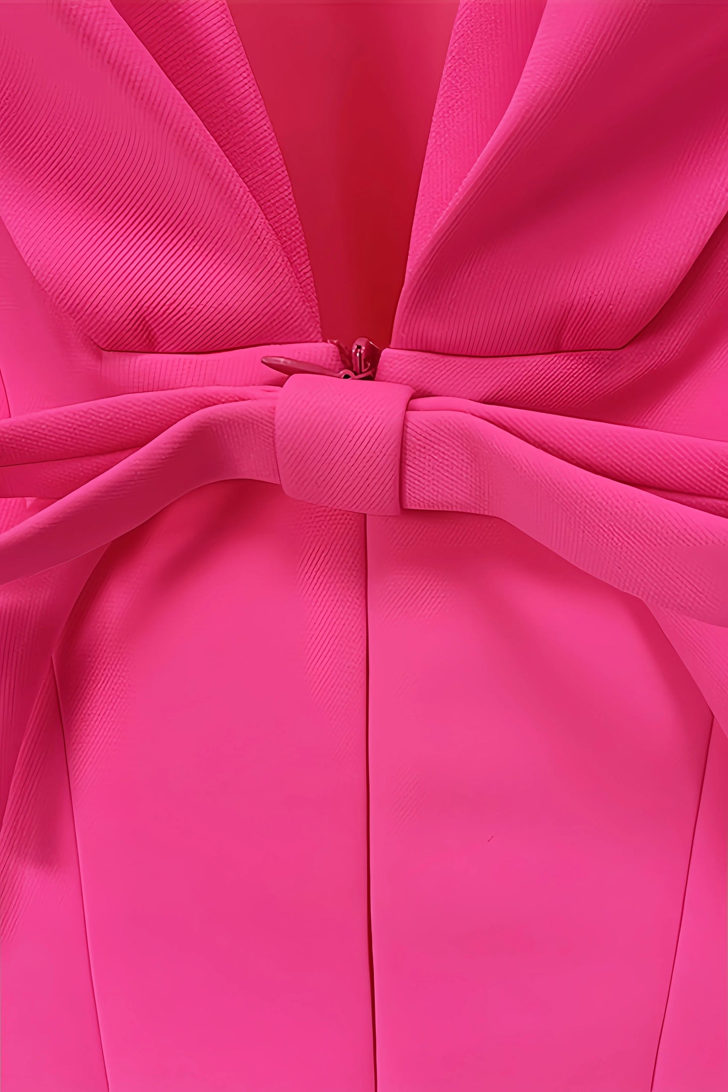 CM | Vestido corto trapecio con cuello alto