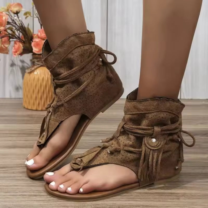 CM | Sandalias con detalle de flecos