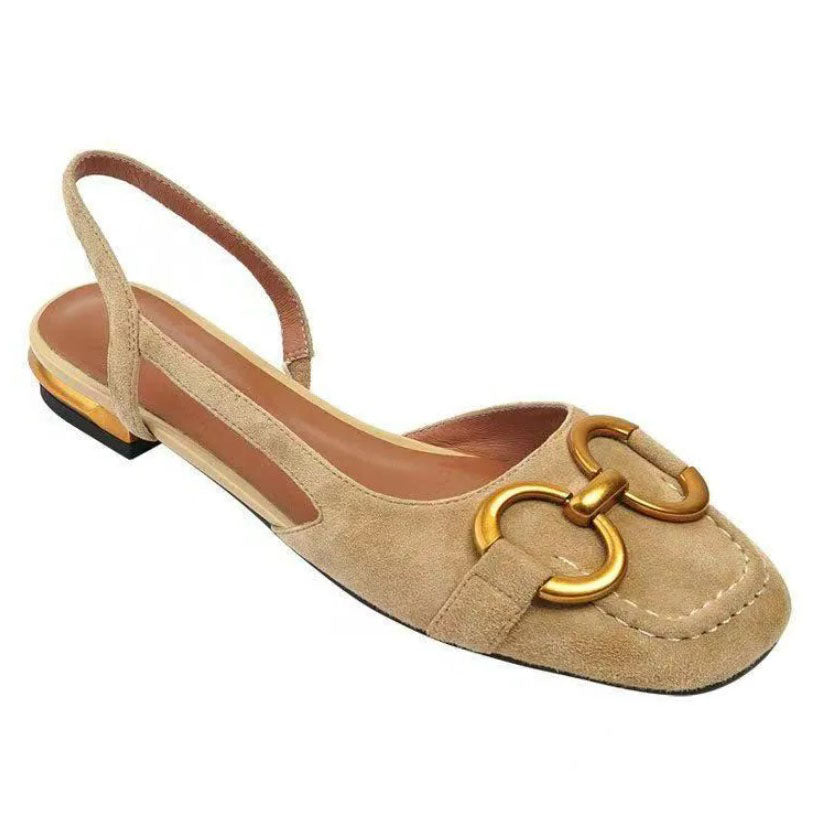 CM | SANDALIAS CON HEBILLA METÁLICA
