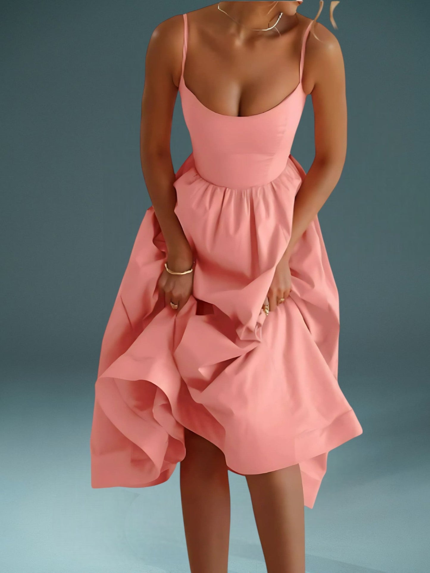 CM | Vestido midi de verano sin mangas y tirantes espagueti