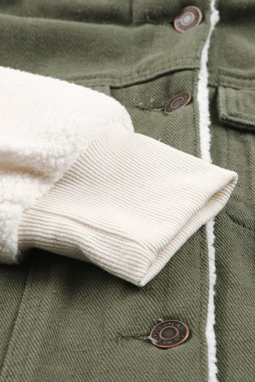 CM | Chaqueta de invierno sencilla y a la moda