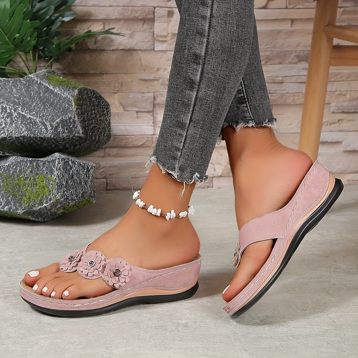 CM | Sandalias elegantes y cómodas con tiras florales