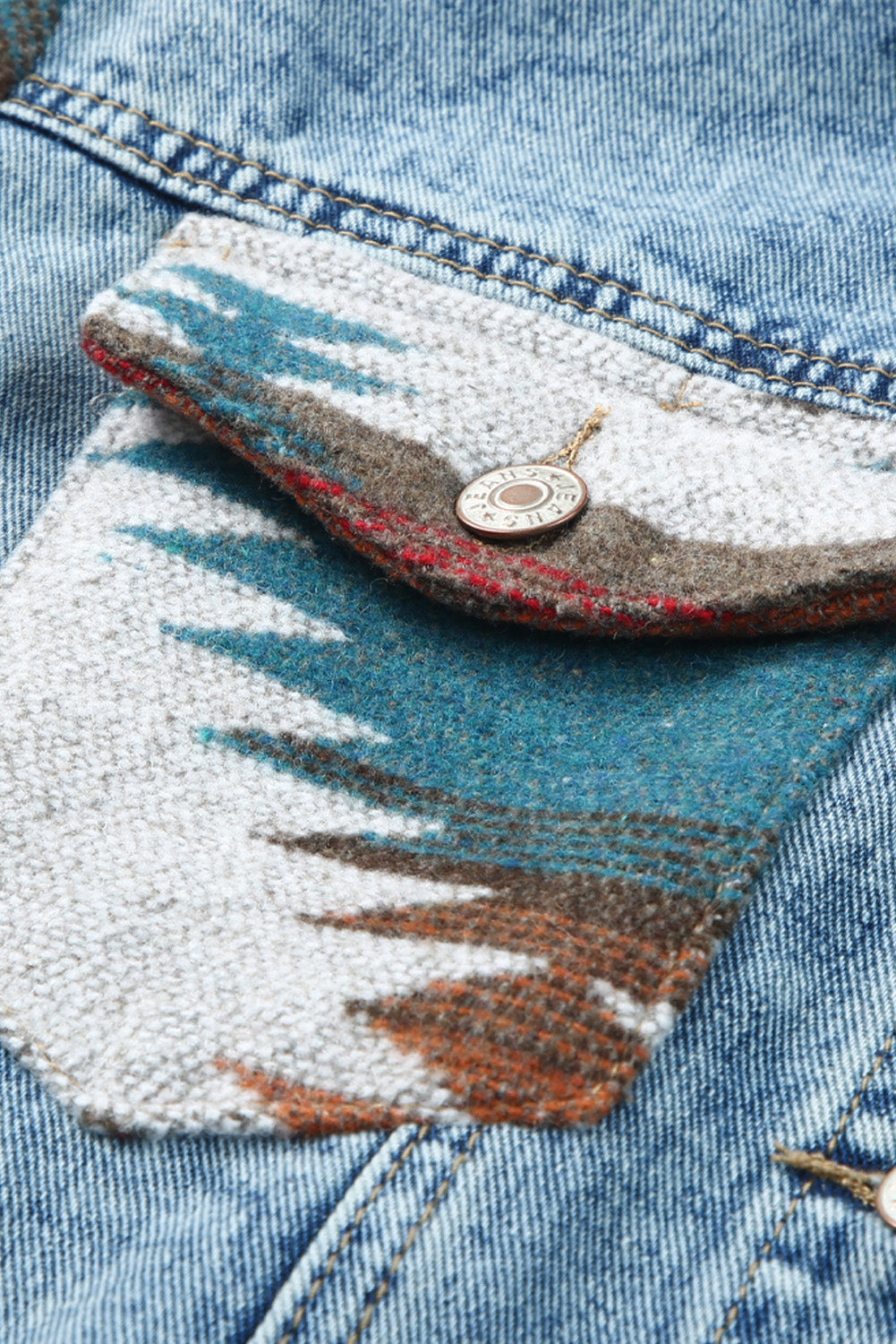 CM | Chaqueta de invierno relajada y atemporal