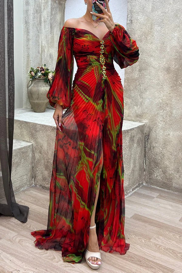 CM | Sunset Serenade maxi vestido estampado de hombros descubiertos con diamantes, pliegues y abertura