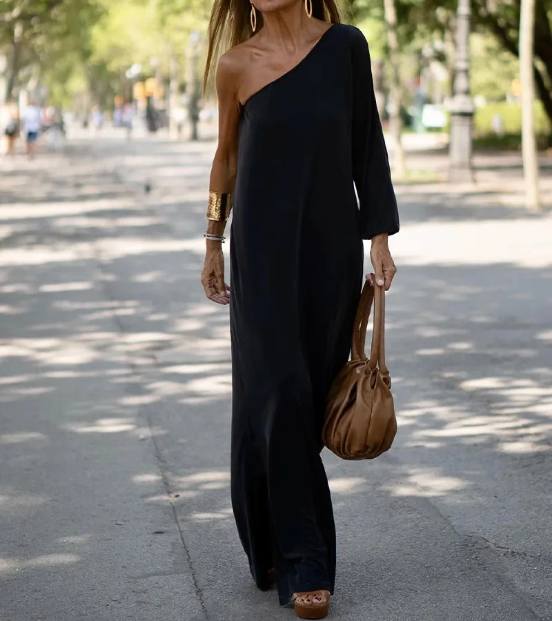 CM | Maxi vestido flexible con hombros descubiertos