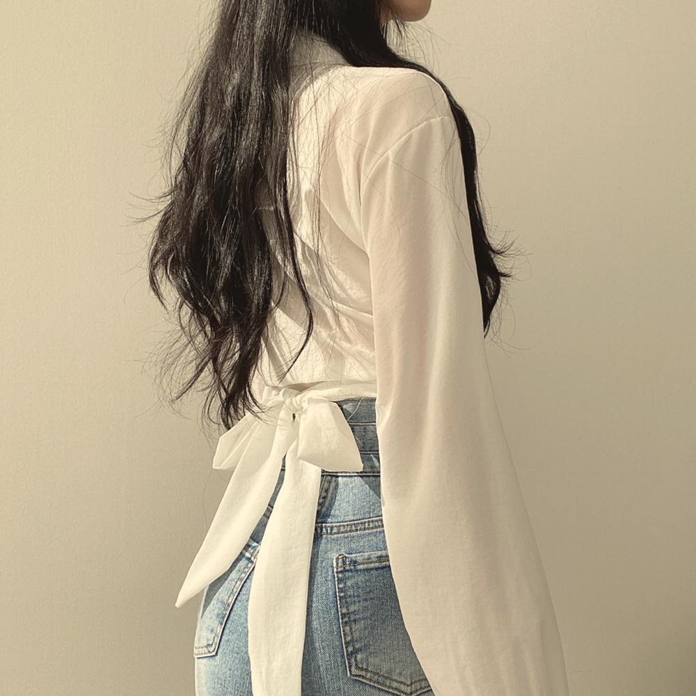 CM | Una blusa general discreta y elegante