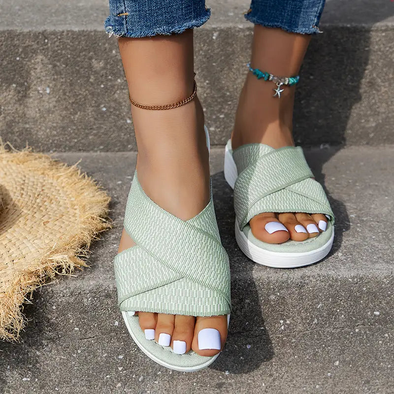CM | sandalias ortopédicas de cuña baja con tira cruzada y puntera abierta