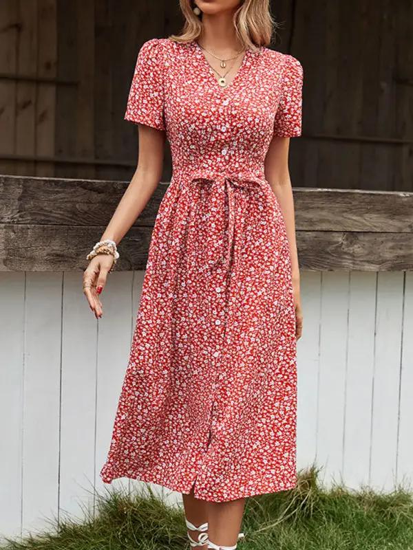 CM | Vestido midi con estampado floral y efecto envolvente