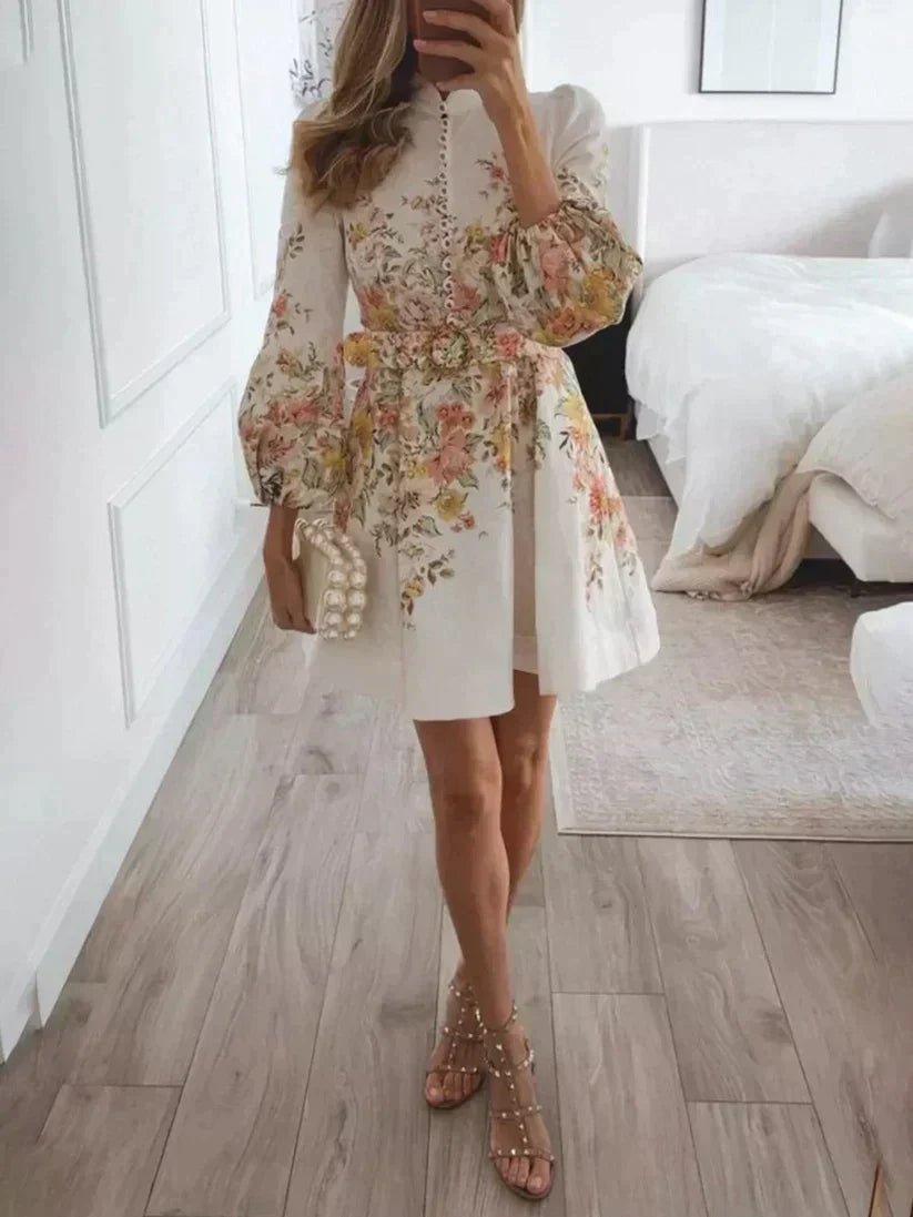 CM | Minivestido estampado con tapeta de botones
