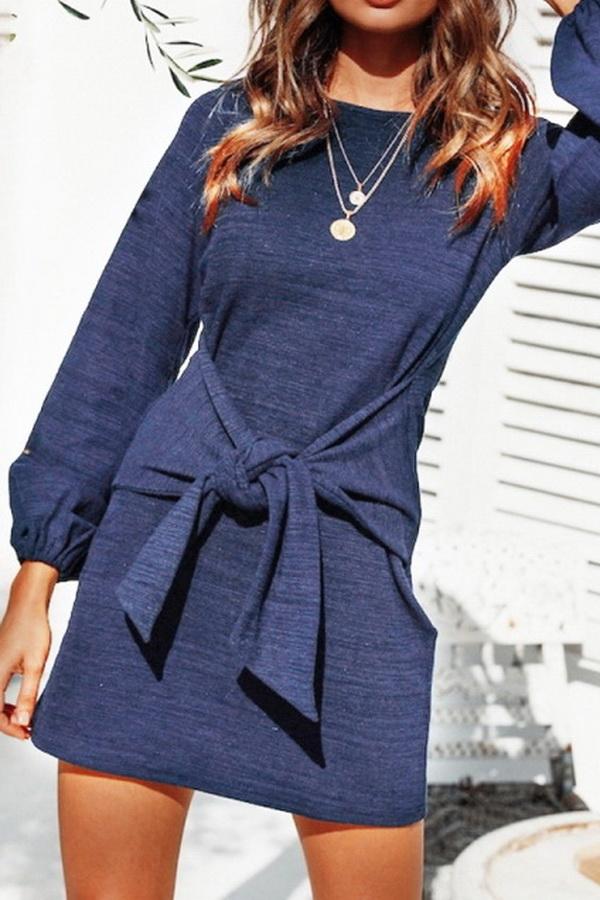 CM | Vestido monocolor de manga larga y cierre de cincha