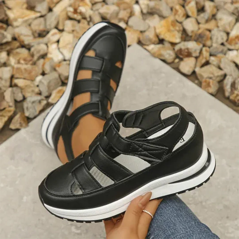 CM | Sandalias con puntera cerrada