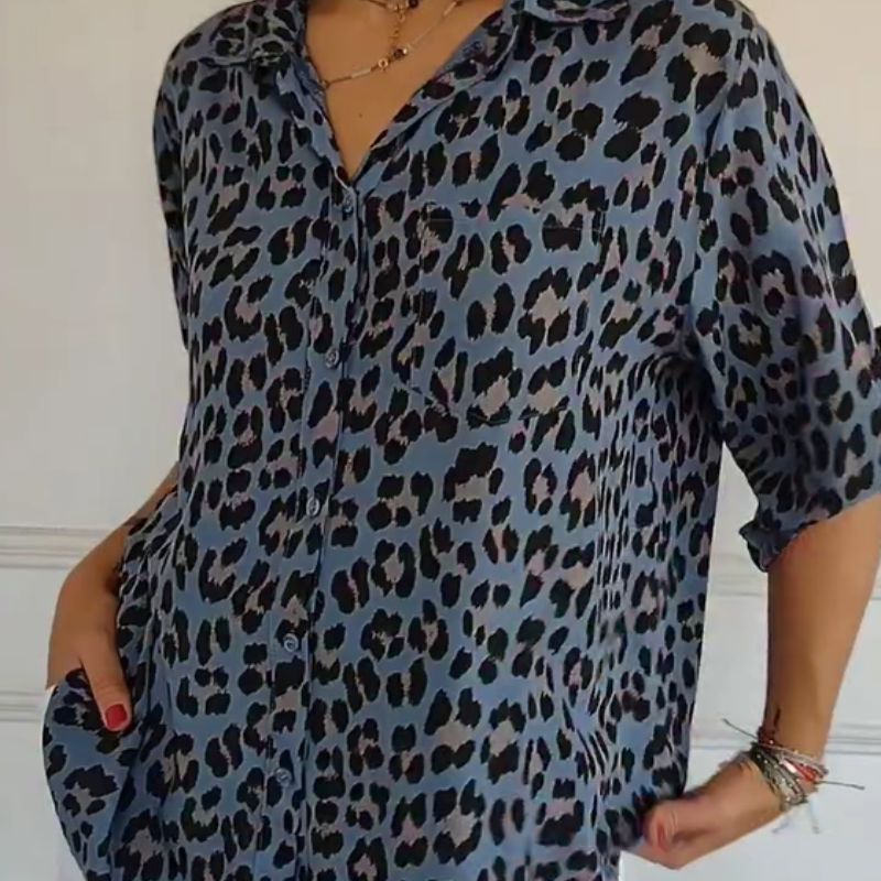 CM | Elegante blusa con estampado de leopardo