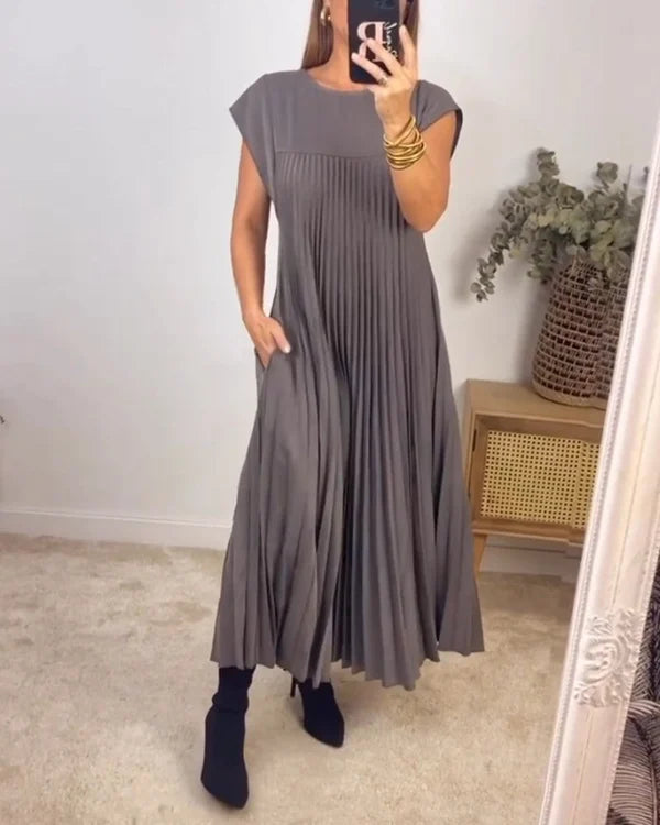 CM | Vestido plisado sencillo de señora monocolor