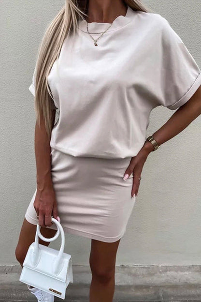 CM | Cuello redondo Manga corta Sólido entallado Mini Vestido