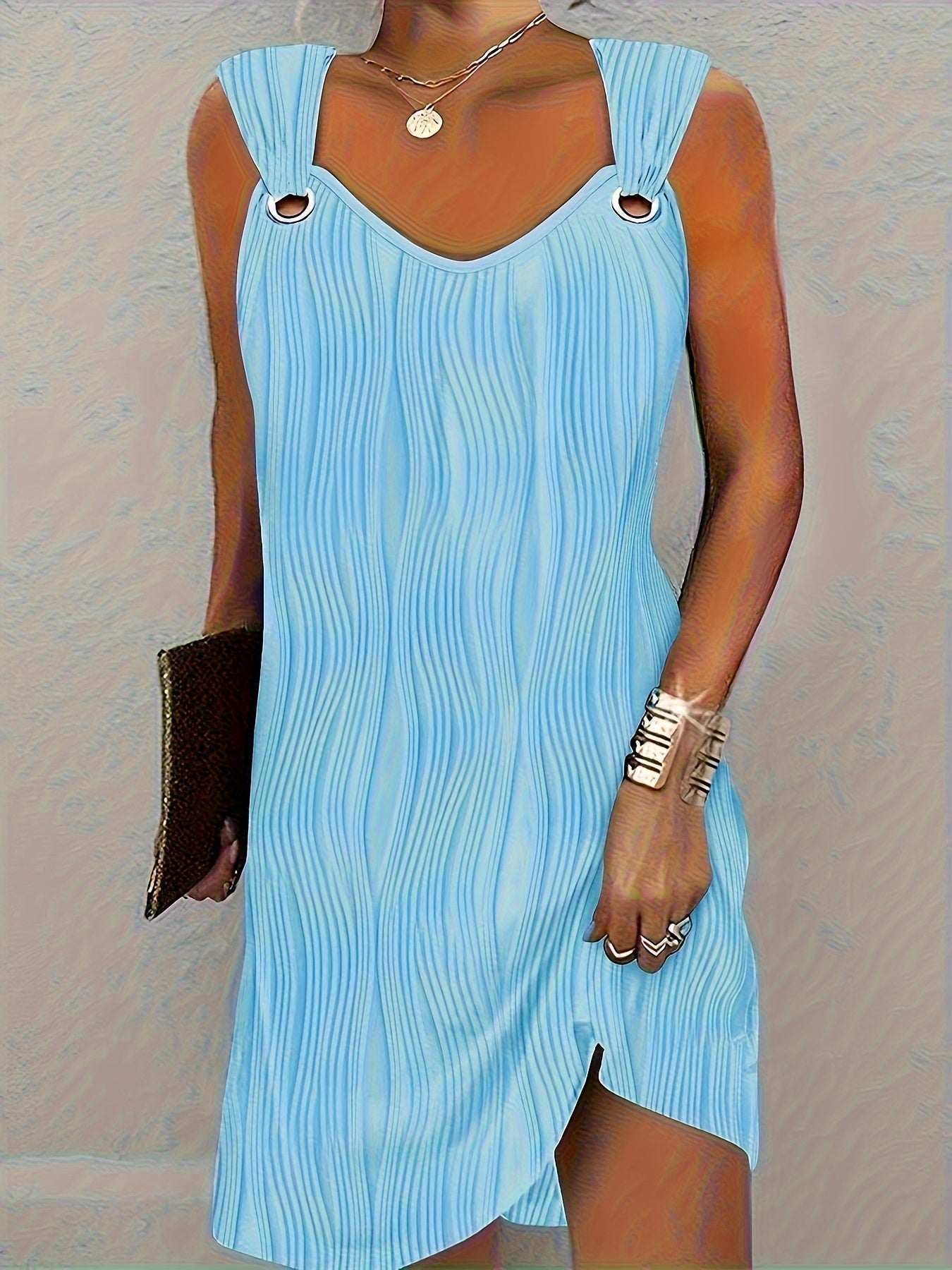 CM | Elegante mini vestido sin mangas