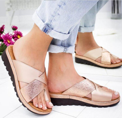 CM | Elegantes sandalias de plataforma con tiras cruzadas
