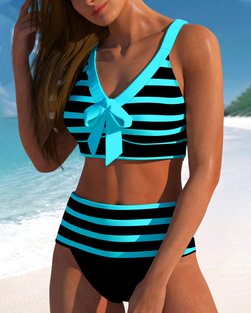 CM | Elegante bikini de verano de colores