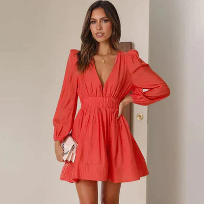 CM | Mini vestido negro