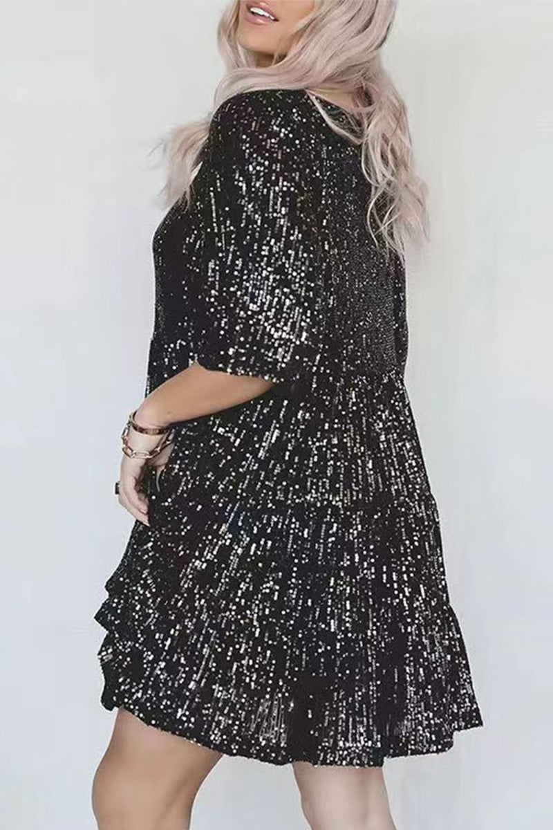 CM | Vestido corto de lentejuelas con volantes