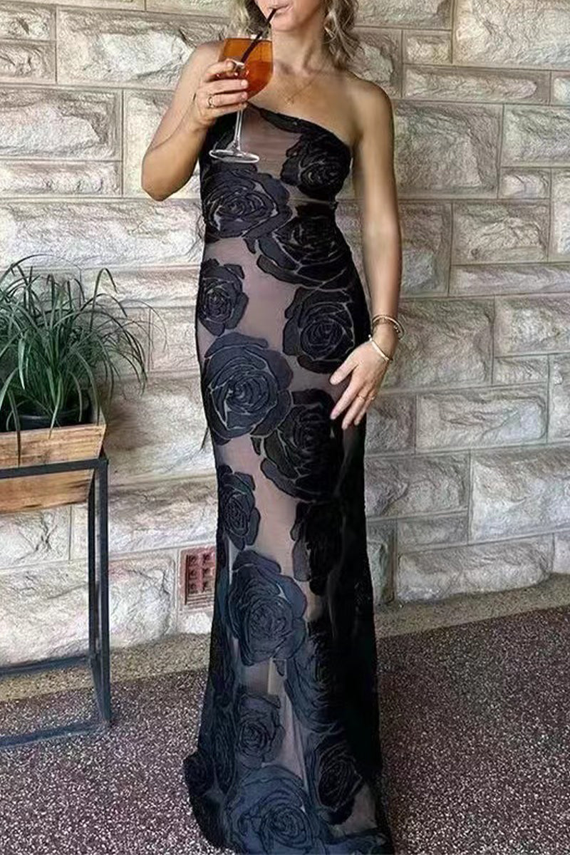 CM | Vestido largo asimétrico de encaje