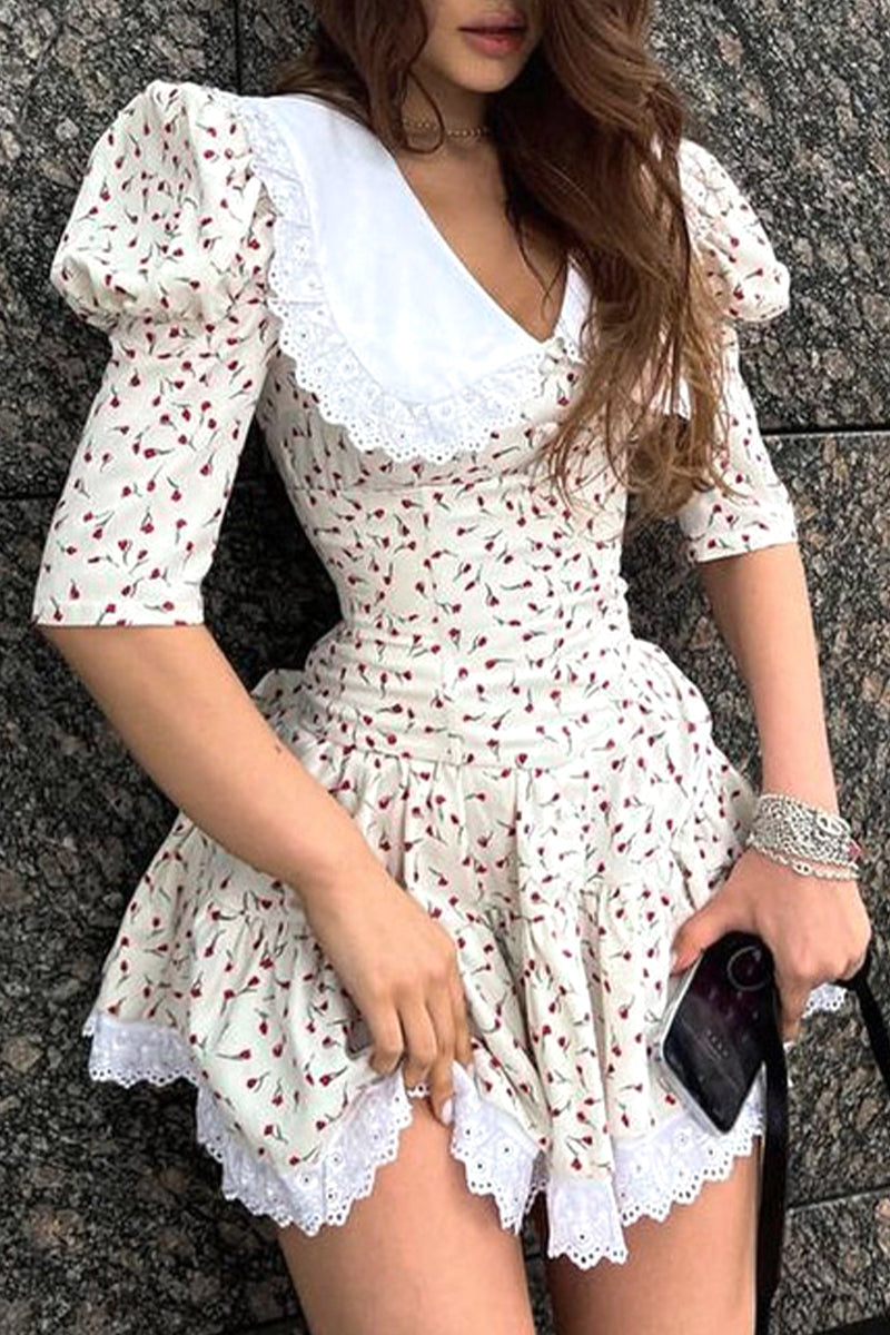 CM | Mini vestido con cuello Claudine en look retro