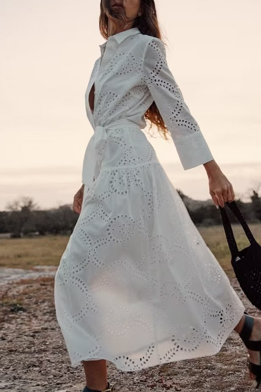CM | Vestido largo con bordado inglés