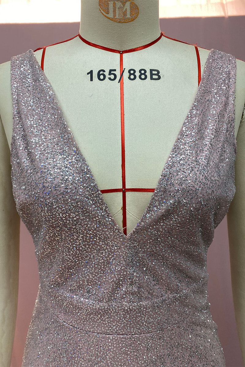 CM | Vestido largo con refinadas lentejuelas