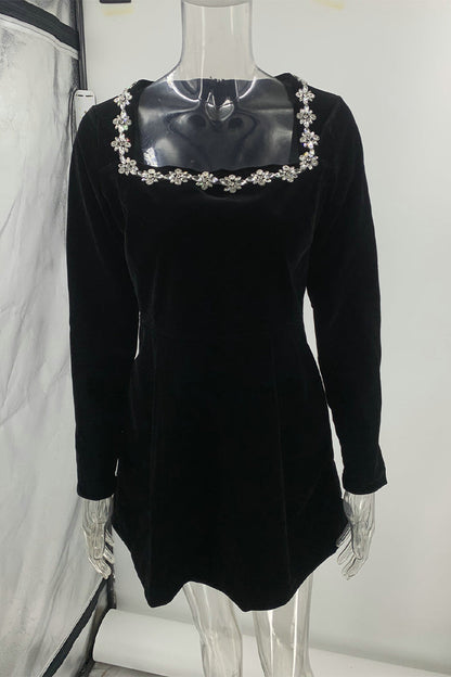 CM | Minivestido de terciopelo con estampado floral