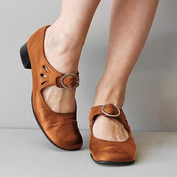 CM | SANDALIAS DE CUÑA DE PIEL CON HEBILLA