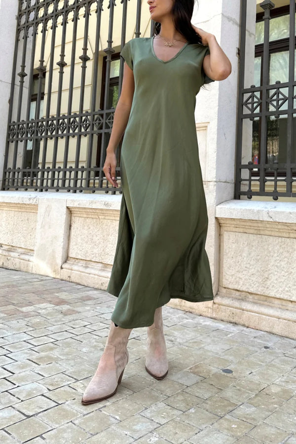 CM | Vestido midi Evase de satén