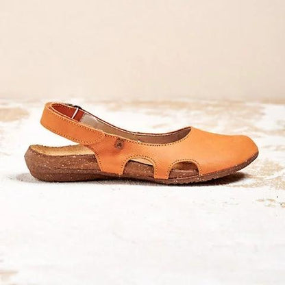 CM | Sandalias con tiras en la espalda